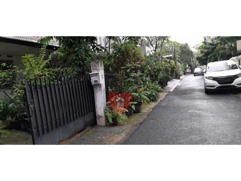 RUMAH JL CINIRU KEBAYORAN BARU (3)